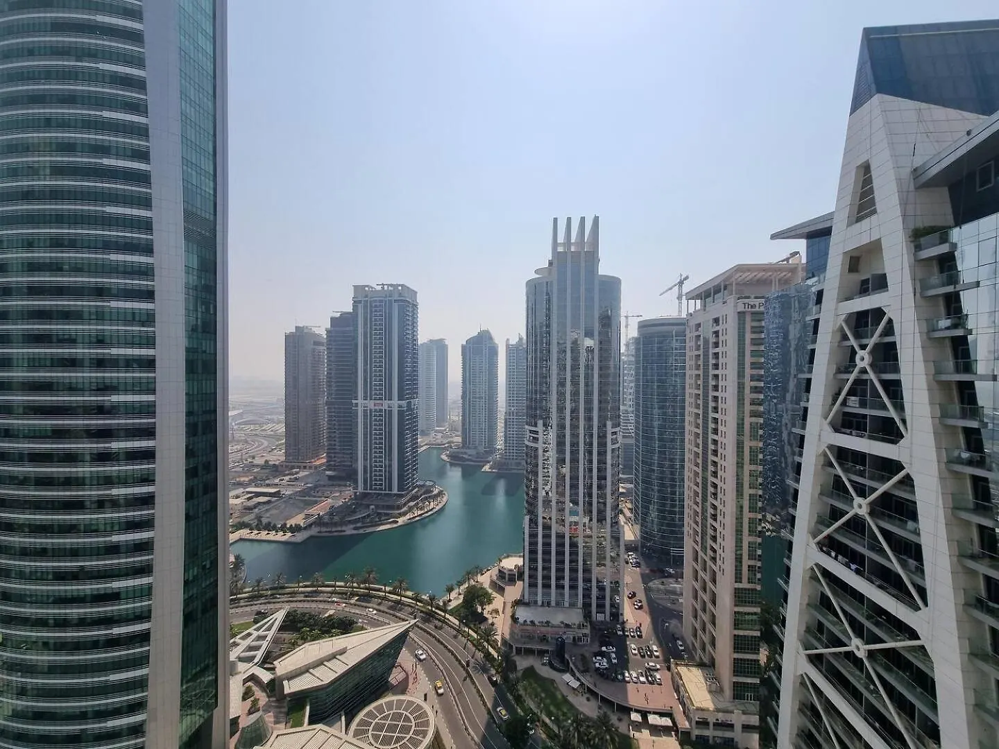 Lake Terrace Cluster D 1Bd 4-Min Walk To Metro Dubai United Arab Emirates