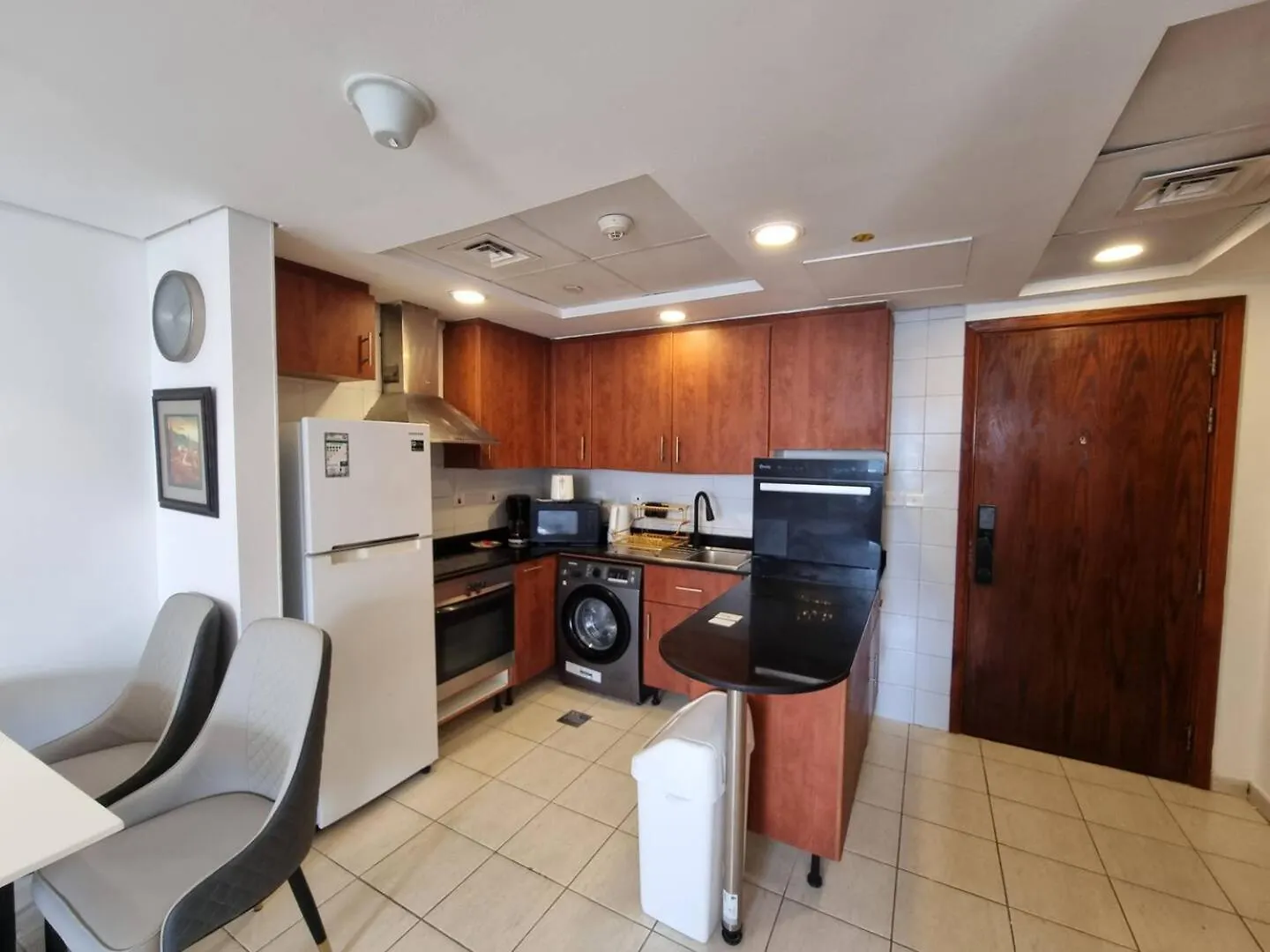 Apartment Lake Terrace Cluster D 1Bd 4-Min Walk To Metro Dubai