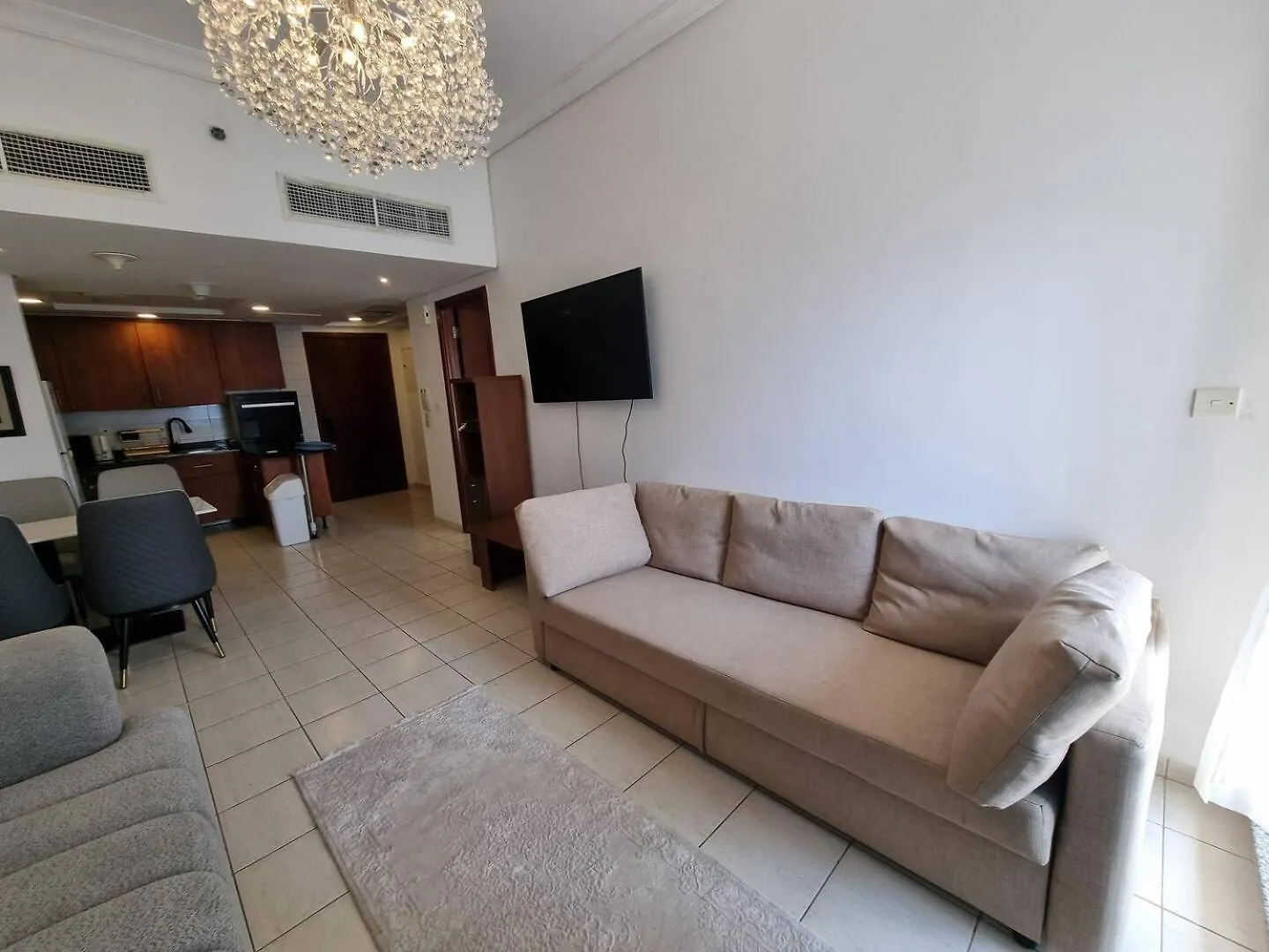 Apartment Lake Terrace Cluster D 1Bd 4-Min Walk To Metro Dubai United Arab Emirates