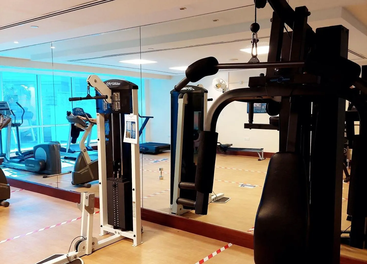 Lake Terrace Cluster D 1Bd 4-Min Walk To Metro Dubai Apartment